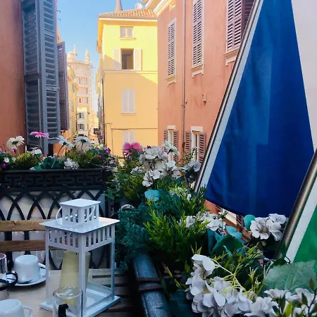 Battistero Xx Marzo Exclusive Balcony Апартаменты Парма
