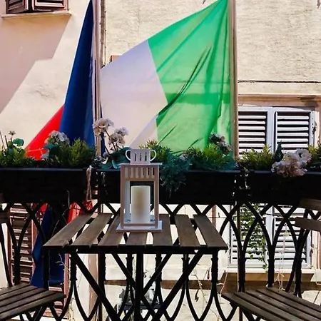 Battistero Xx Marzo Exclusive Balcony Апартаменты